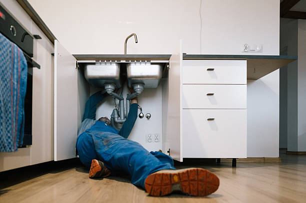 Professional Drain Cleaning technician working in Alto Pass, IL
